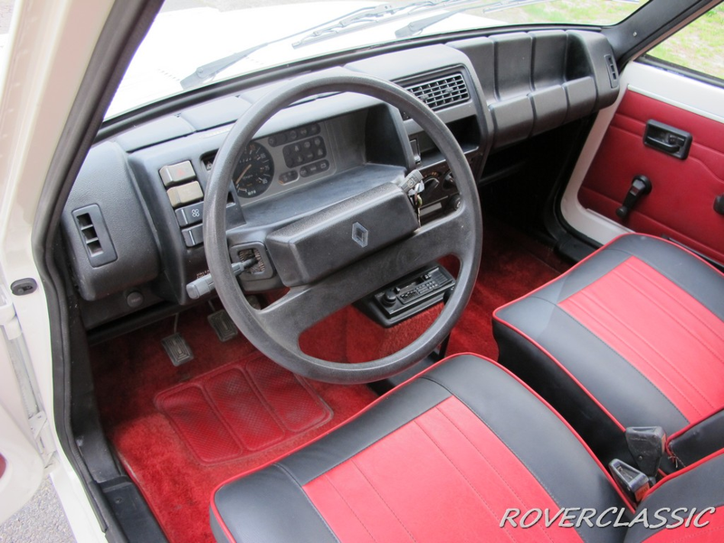 Illustration for article titled For $4,700, Could This 1983 Renault R5 Be Le Wonderful?